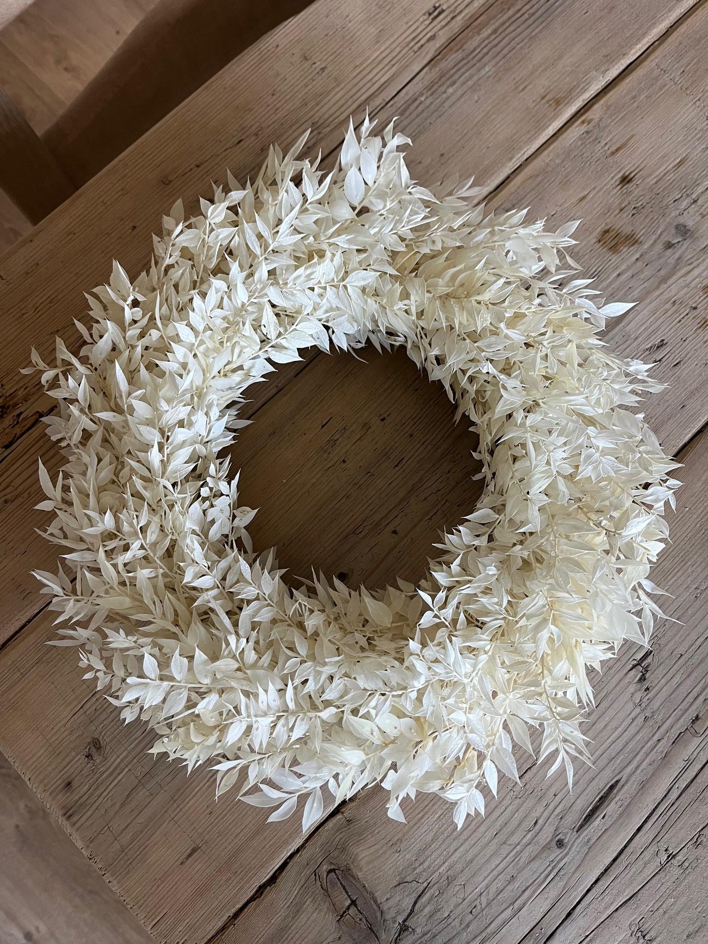 Dried White Ruscus Wreath