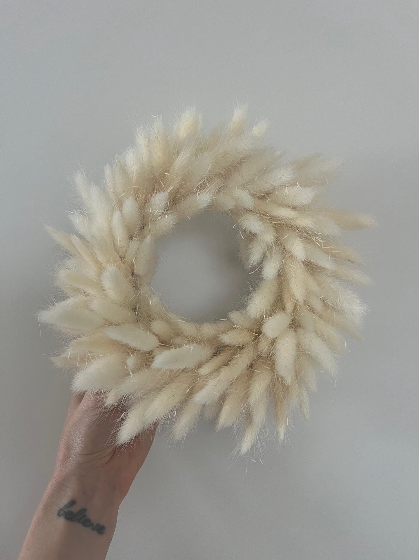 Mini Dried Bunny Tails (Lagurus) Wreath