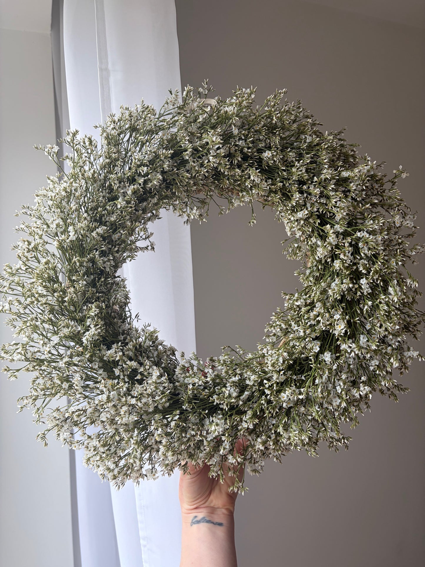 Dried Statice Wreath (Limonium) - Fresh White
