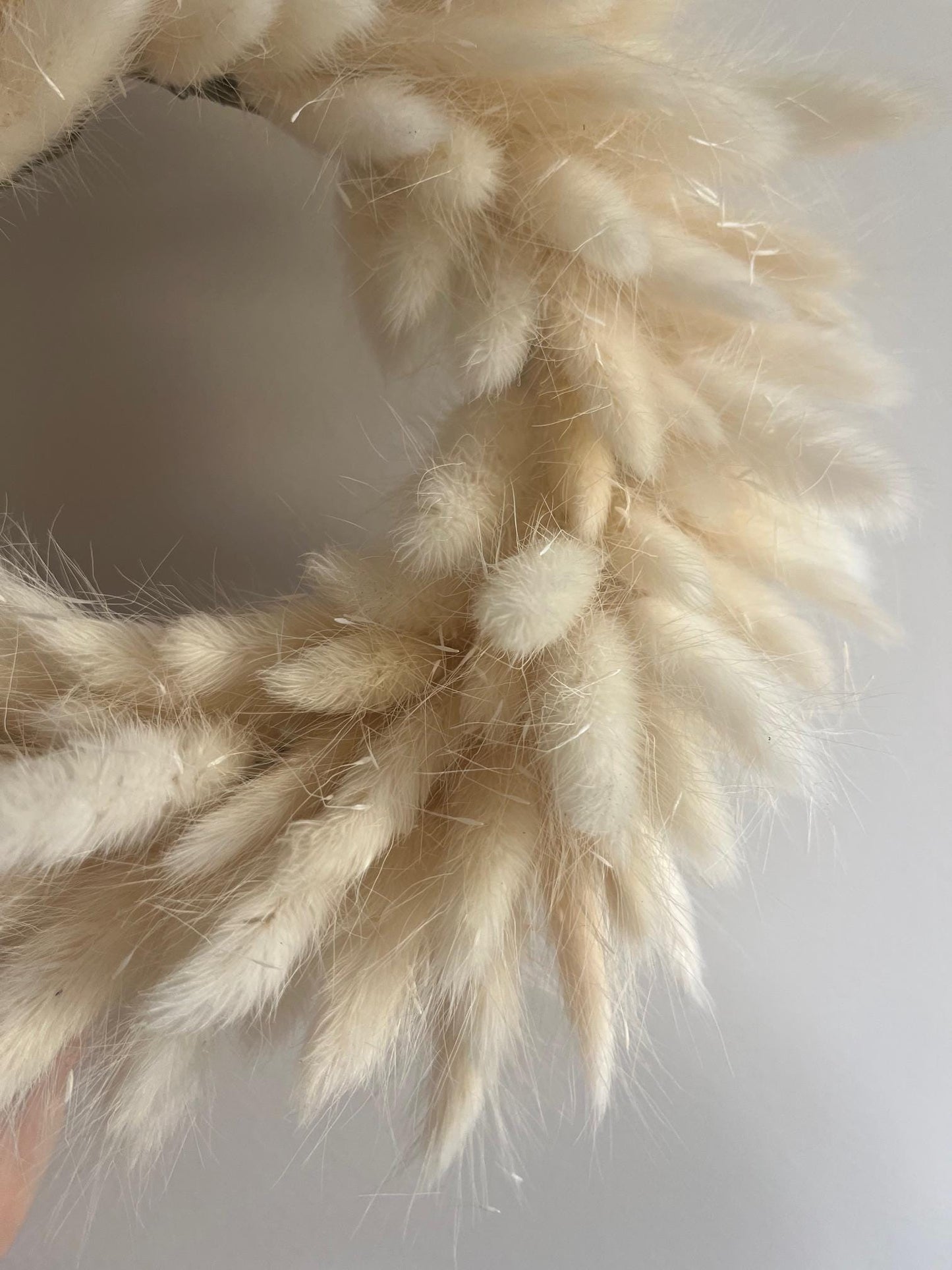 Mini Dried Bunny Tails (Lagurus) Wreath